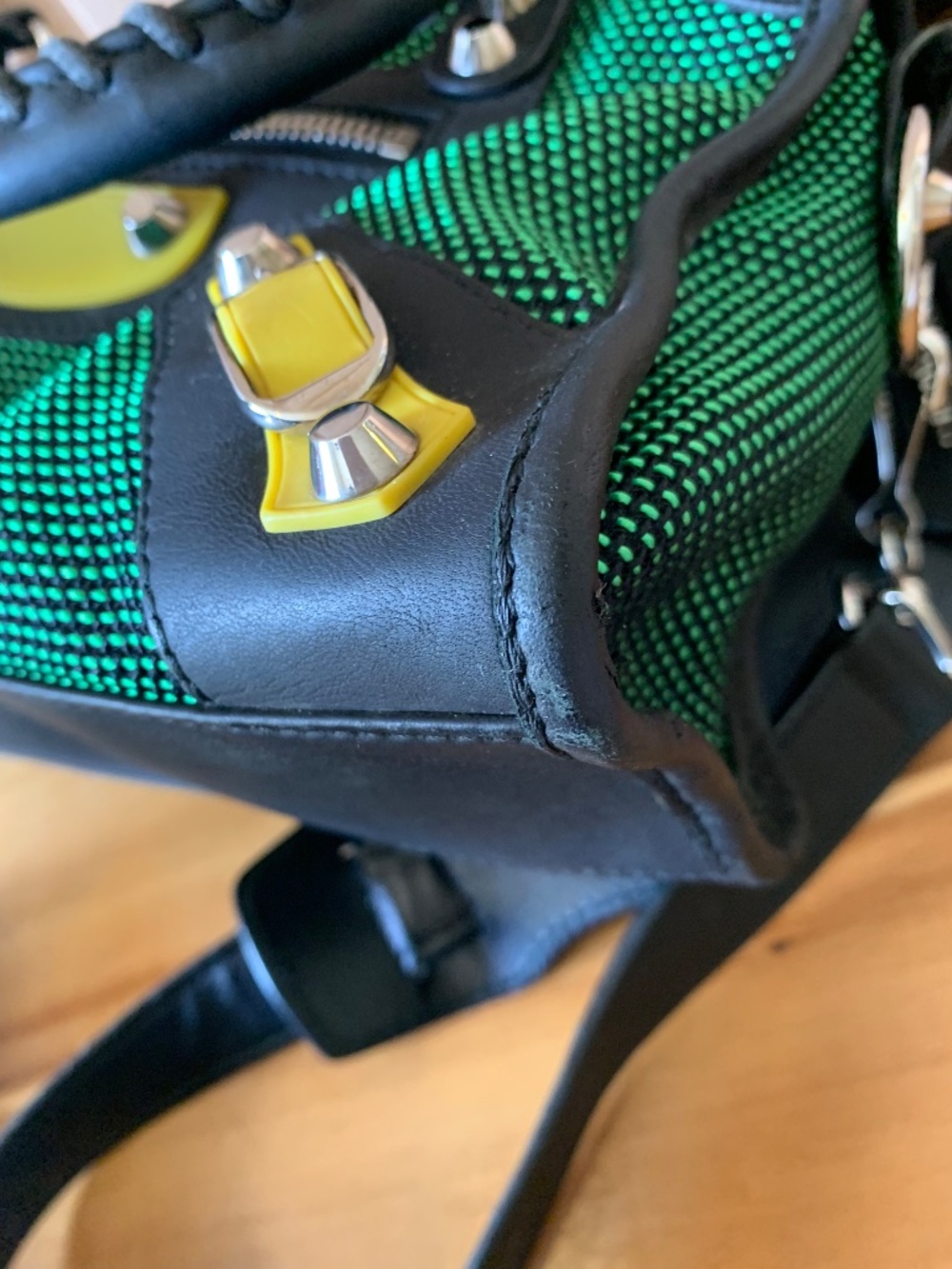 Balenciaga Tricolor Mesh Giant 12 Mini City SHW in Green/Vert Jade - Picture 10 of 15